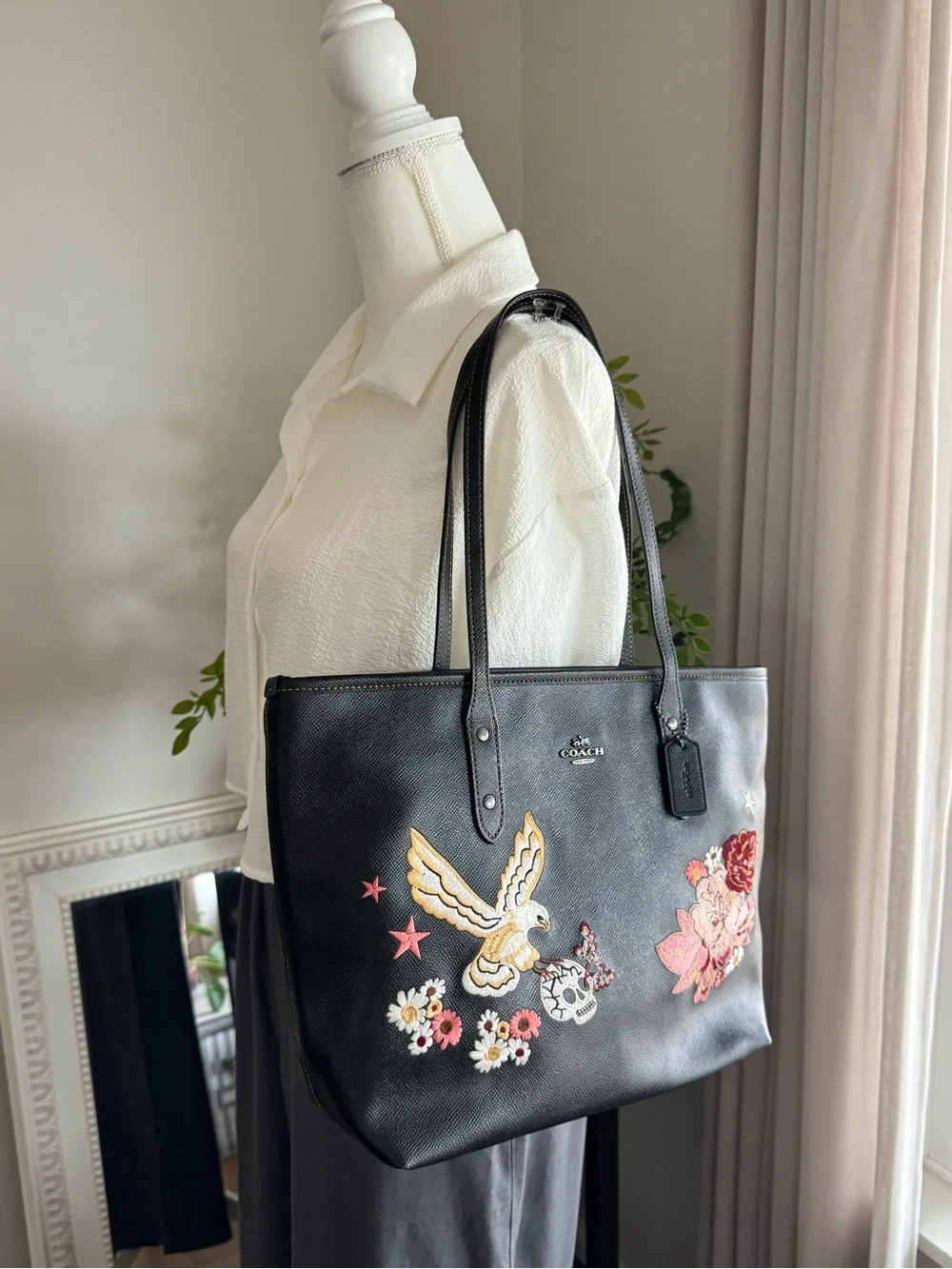 Coach Tattoo Embroidery City Black Leather Tote Bag